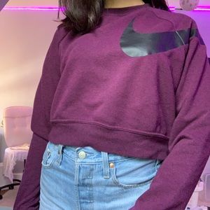 nike sweatshirt